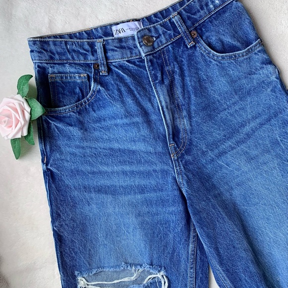Zara Distressed Denim Wide Leg Jeans - Picture 2 of 12
